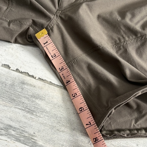 Kuhl shorts size 34 Silencr Convertible - Picture 11 of 12